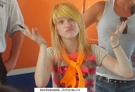 poze cu hiley - lav - paramore