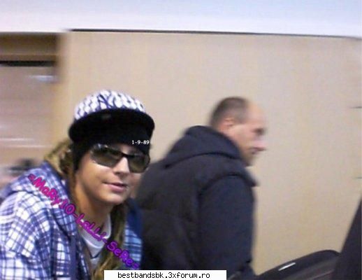 tom kaulitz-poze - lav - tokio hotel